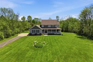 9475 Stafford Rd, Chagrin Falls, OH 44023 - Photo 3