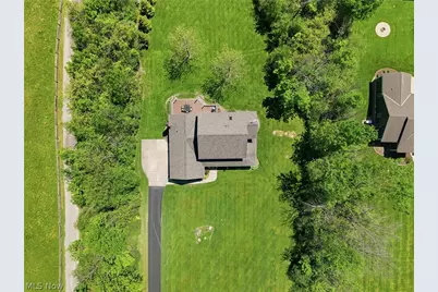 9475 Stafford Road, Chagrin Falls, OH 44023 - Photo 45