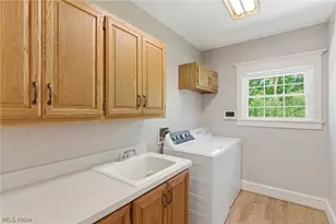 9475 Stafford Rd, Chagrin Falls, OH 44023 - Photo 21