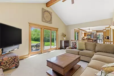 9475 Stafford Road, Chagrin Falls, OH 44023 - Photo 19