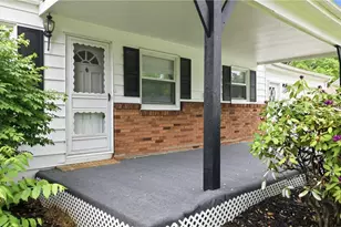 2413 W Manor Ave, Youngstown, OH 44514 - Photo 3