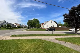 5910 Wilber Ave, Parma, OH 44129 - Photo 3