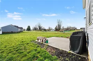 3268 Stoneleigh Rd NE, Canton, OH 44721 - Photo 29