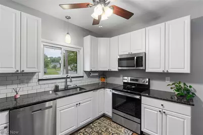 25001 Chardon Road, Richmond Heights, OH 44143 - Photo 17
