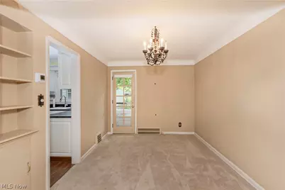 4810 Westbourne Road, Lyndhurst, OH 44124 - Photo 11