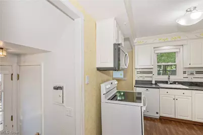 4810 Westbourne Road, Lyndhurst, OH 44124 - Photo 15