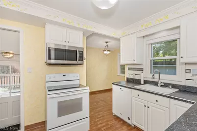 4810 Westbourne Road, Lyndhurst, OH 44124 - Photo 13