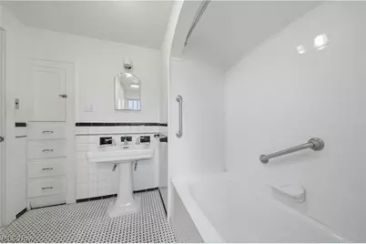 500 31st Street SW, Barberton, OH 44203 - Photo 23