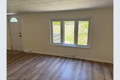 300 Henry, East Liverpool, OH 43920 - Photo 7