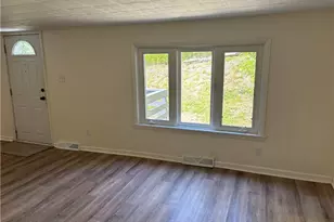 300 Henry, East Liverpool, OH 43920 - Photo 7