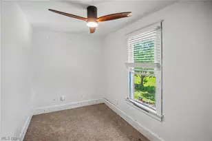 32 E Avondale Ave, Youngstown, OH 44507 - Photo 11