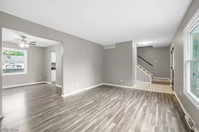 428 Seaman Avenue, Akron, OH 44305 - Photo 9