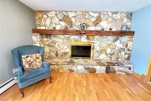 46605 Main St, Jacobsburg, OH 43933 - Photo 9