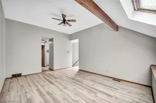 4705 Mayfield Rd, South Euclid, OH 44121 - Photo 17