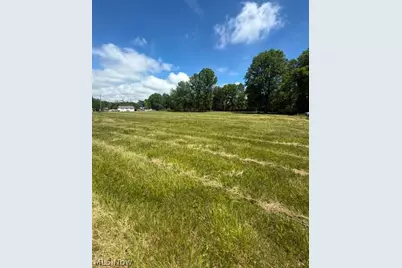 3503 Parkman Road NW, Worthington, OH 44481 - Photo 5
