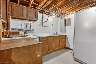 180 Montgomery Blvd, New Concord, OH 43762 - Photo 11