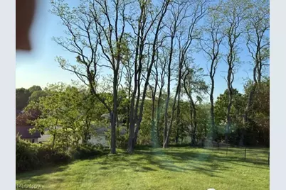 224 Lorraine Drive, Weirton, WV 26062 - Photo 17