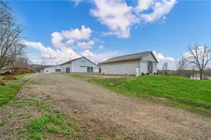 4020 Faircrest St SW, Canton, OH 44706 - Photo 5
