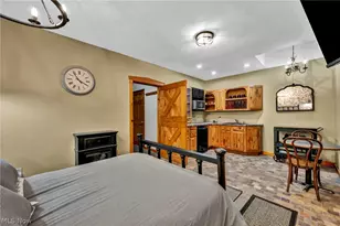 4020 Faircrest St SW, Canton, OH 44706 - Photo 17
