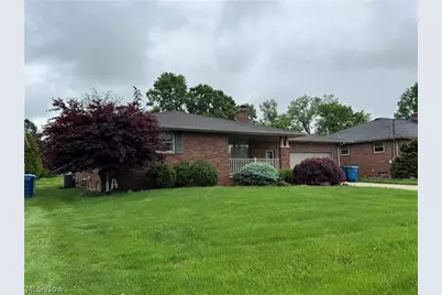 592 W Omar Street, Struthers, OH 44471 - Photo 3