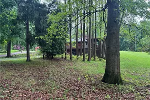 12797 Oakwood Ave NW, Uniontown, OH 44685 - Photo 9