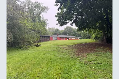 12797 Oakwood Avenue NW, Uniontown, OH 44685 - Photo 3