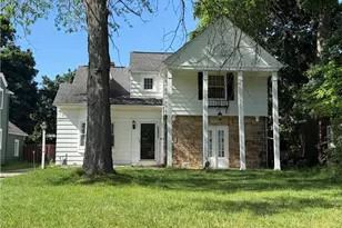20029 Sussex Rd, Huber Heights, OH 44122 - Photo 1