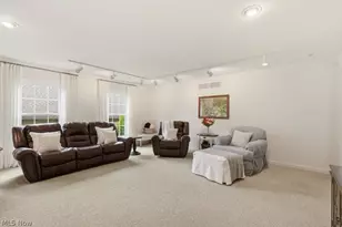 5060 Boulder Creek Dr, Solon, OH 44139 - Photo 9