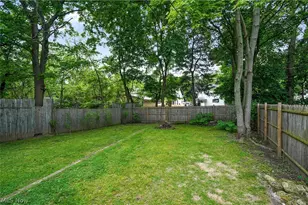 609 Storer Ave, Akron, OH 44320 - Photo 27