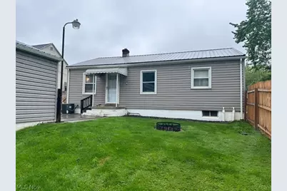 438 10th Street, Struthers, OH 44471 - Photo 3