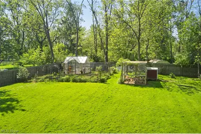 3368 Wadsworth Road, Norton, OH 44203 - Photo 3