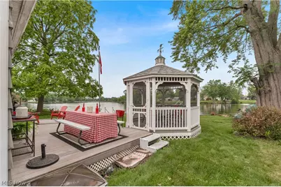 27233 Lake Point Drive, Beloit, OH 44609 - Photo 3