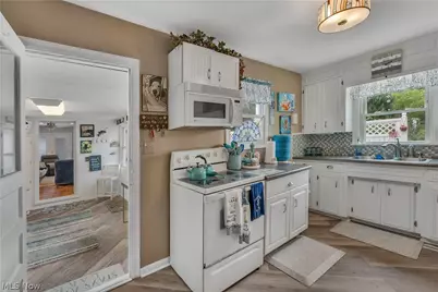 27233 Lake Point Drive, Beloit, OH 44609 - Photo 27