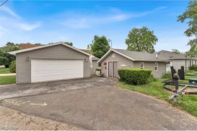 27233 Lake Point Drive, Beloit, OH 44609 - Photo 47