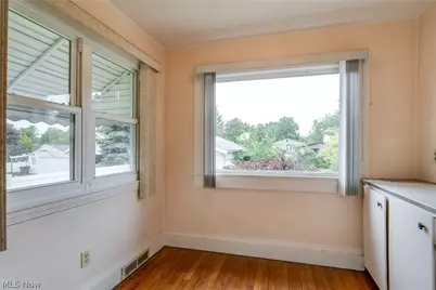 1425 Chippewa Avenue, Akron, OH 44305 - Photo 21