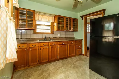 12805 Crossburn Avenue, Loveland, OH 44135 - Photo 9