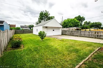 12805 Crossburn Avenue, Loveland, OH 44135 - Photo 35