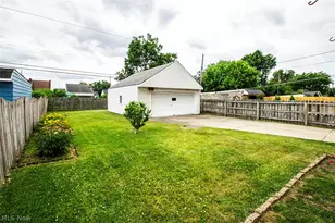 12805 Crossburn Ave, Loveland, OH 44135 - Photo 35