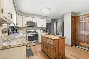 2617 Northam Cir NW, North Canton, OH 44720 - Photo 17