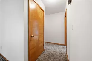 1471 Debra Dr, Ashtabula, OH 44004 - Photo 9