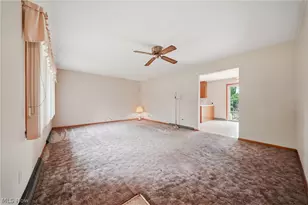 1471 Debra Dr, Ashtabula, OH 44004 - Photo 5