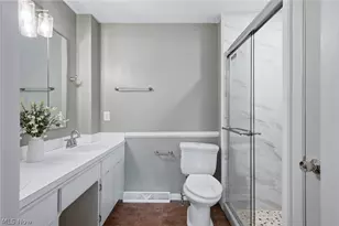 32726 Washington Ct, Solon, OH 44139 - Photo 25