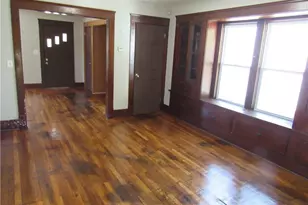 1056 Raymond St NW, Warren, OH 44485 - Photo 7