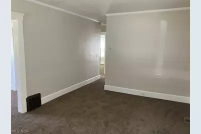 502 Dewey Avenue, Elyria, OH 44035 - Photo 13