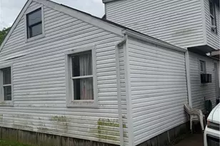 525 Wabash Ave N, Brewster, OH 44613 - Photo 11