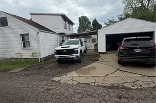 525 Wabash Ave N, Brewster, OH 44613 - Photo 3