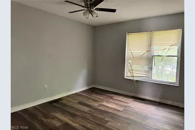 9409 Manor Avenue, Loveland, OH 44104 - Photo 27