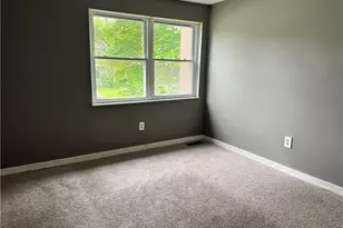 9409 Manor Ave, Loveland, OH 44104 - Photo 11