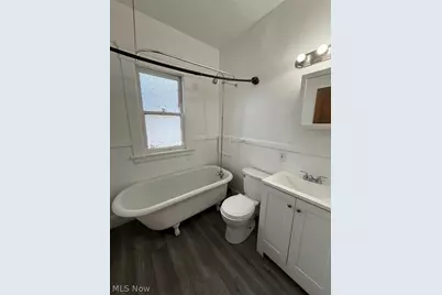 1220 E 176th Street #2/UP, Loveland, OH 44119 - Photo 9