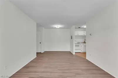 1415 Wyandotte Avenue #304, Oakwood, OH 44107 - Photo 5